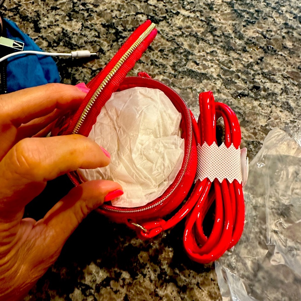 Marc Jacob’s small Red Cross body purse